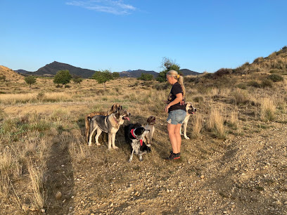 Elke Lachmann - Mensch-Hund-Coach * Terapeuta Canino * Dog Coach